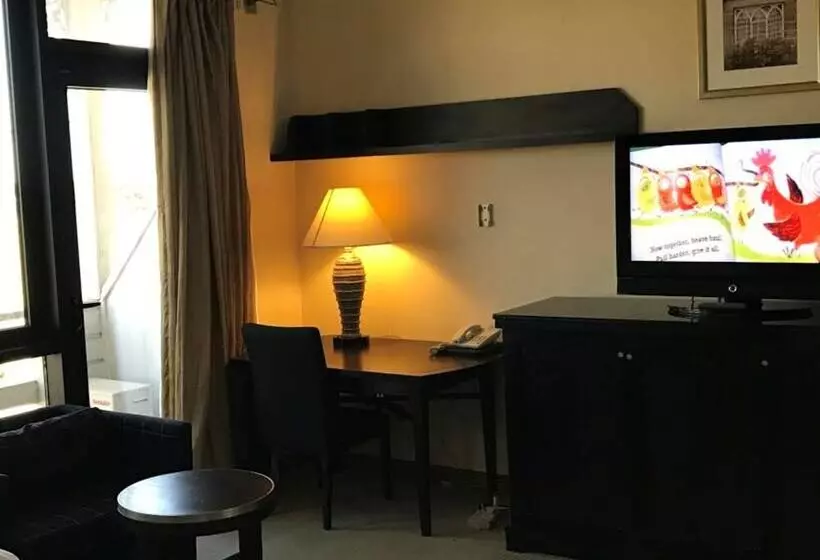 هتل Loumaile Lodge