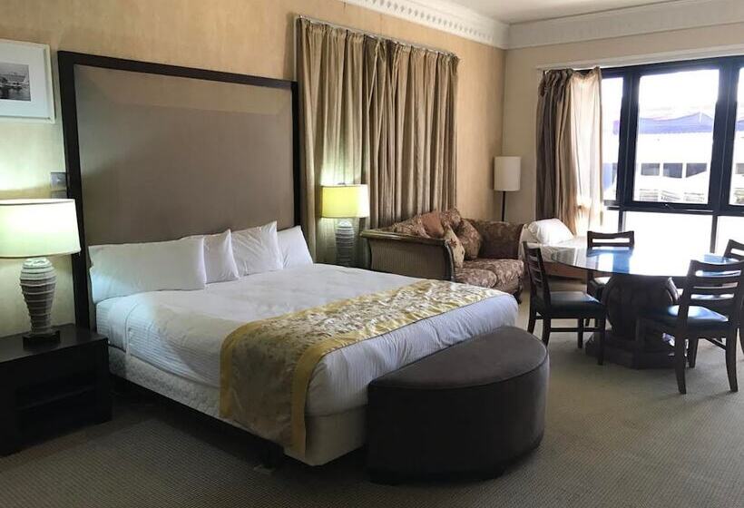 Hotel Loumaile Lodge