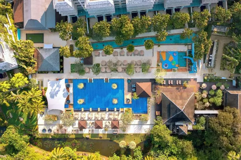 Отель Marriott Mai Khao Beach Club