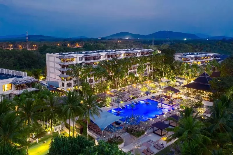 Отель Marriott Mai Khao Beach Club