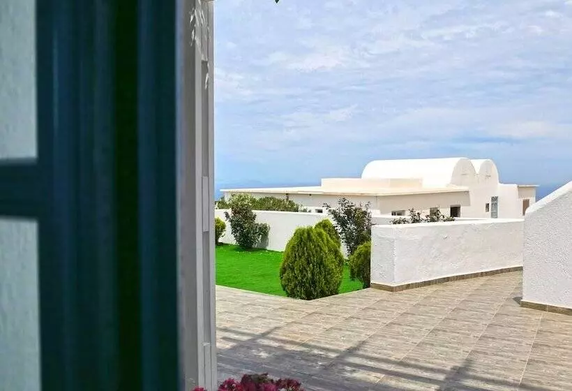 هتل Nautilus Dome