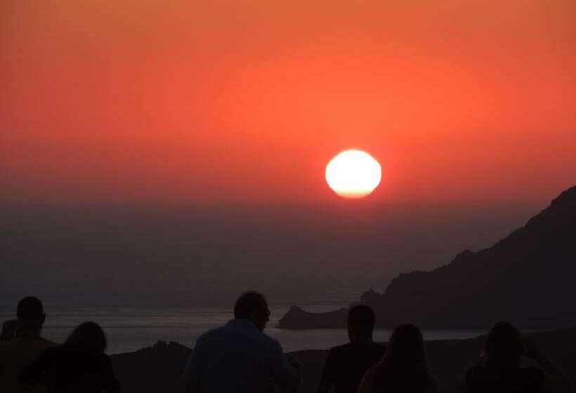 هتل Nautilus Dome