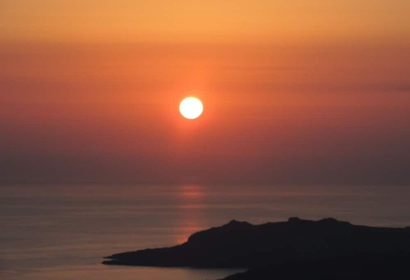 هتل Nautilus Dome