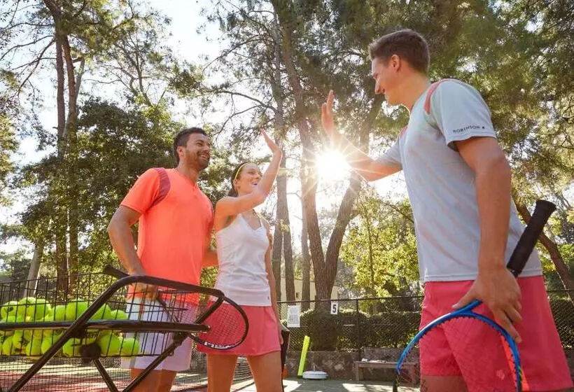 هتل Robinson Pamfilya All Inclusive