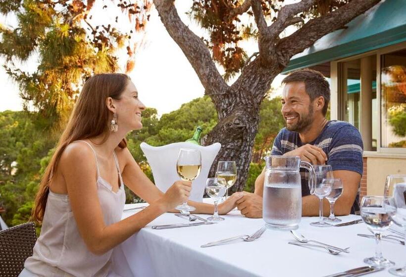 هتل Robinson Pamfilya All Inclusive