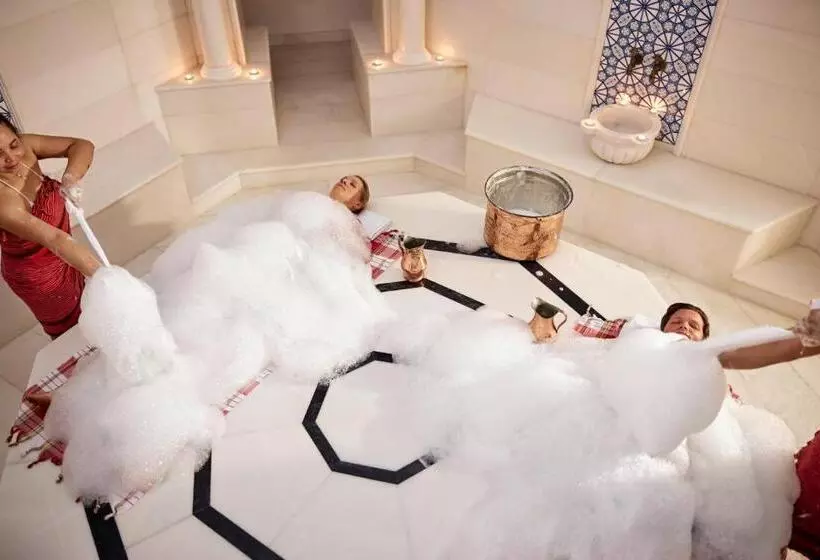 هتل Robinson Pamfilya All Inclusive