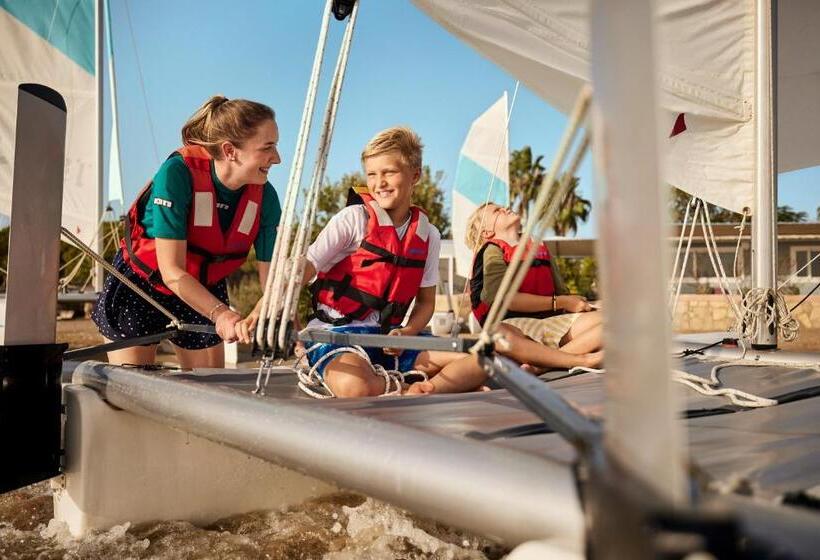 هتل Robinson Pamfilya All Inclusive