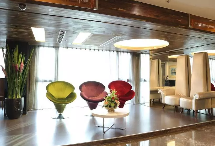 هتل In One City Inn