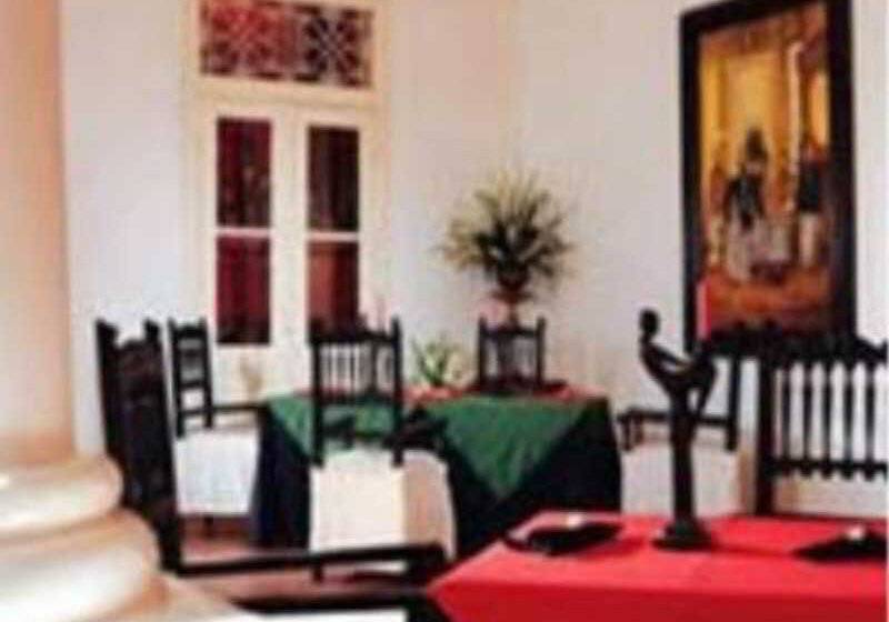 בית מלון כפרי Tugu Blitar