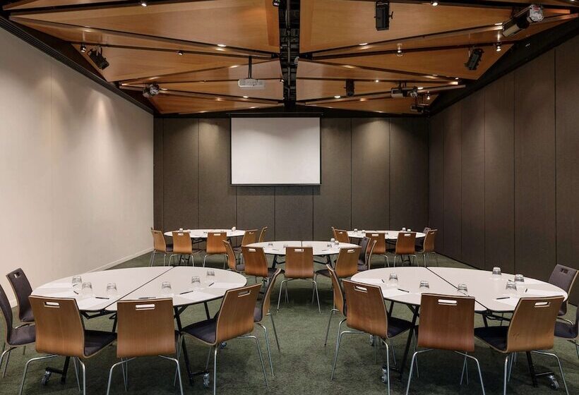 Novotel Auckland Airport