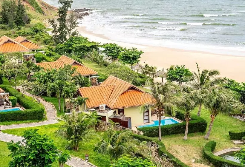 Romana Resort & Spa