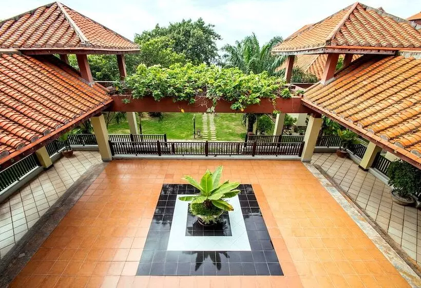 Romana Resort & Spa