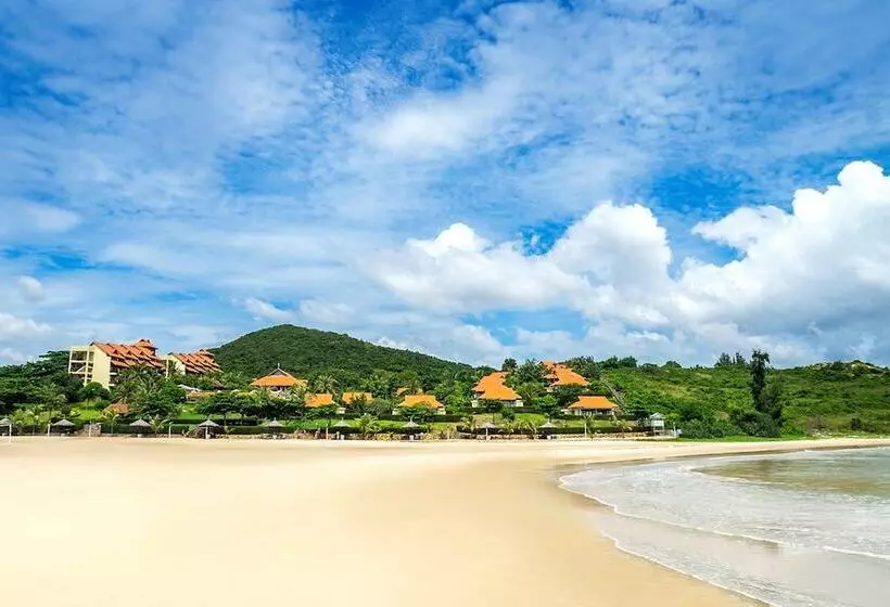 Romana Resort & Spa