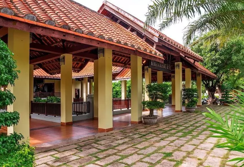 Romana Resort & Spa