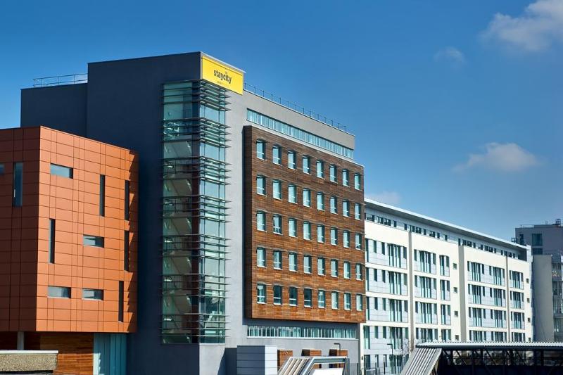 Staycity Serviced Apartments London Heathrow