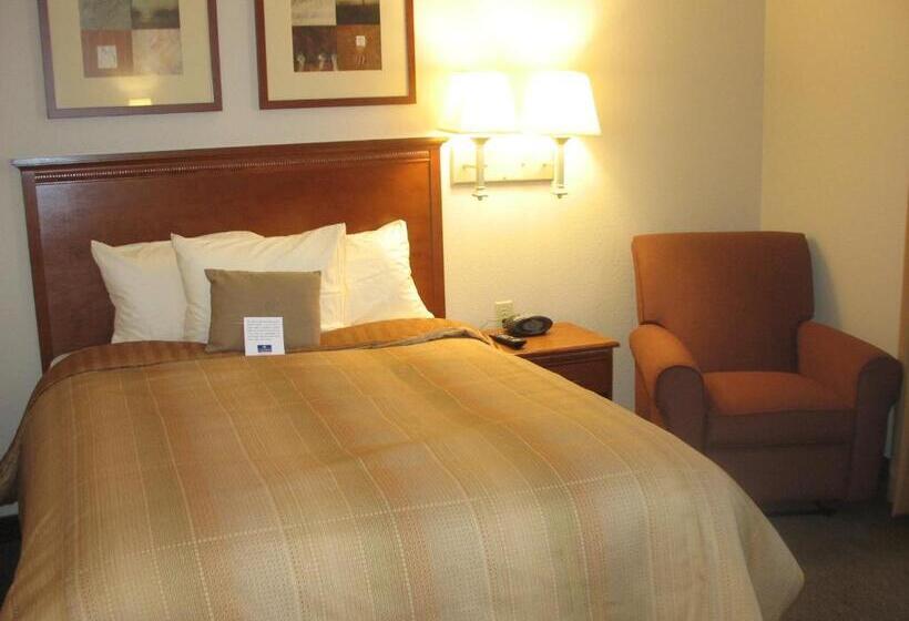 هتل Candlewood Suites Indianapolis Northwest, An Ihg