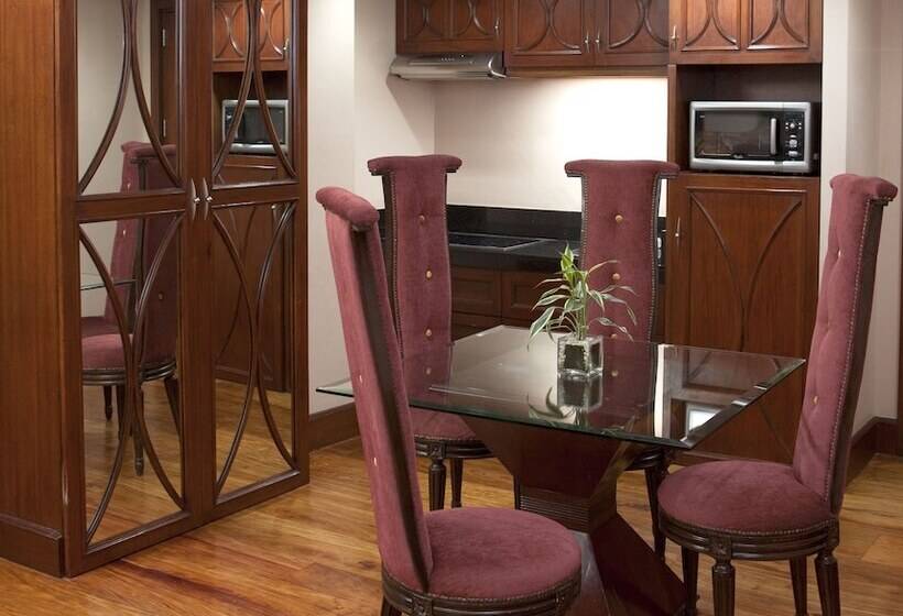 בית מלון כפרי Celeste Makati