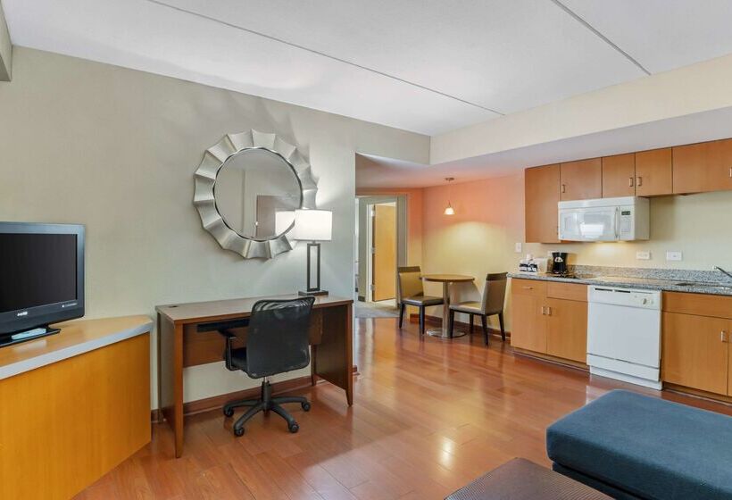 فندق Comfort Suites At Virginia Center Commons