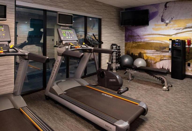 فندق Courtyard High Point