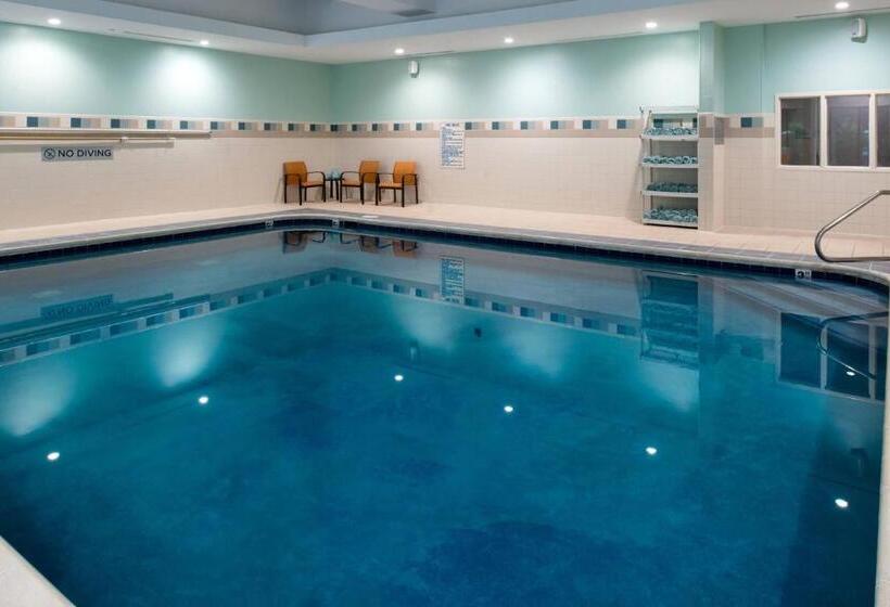 فندق Courtyard High Point