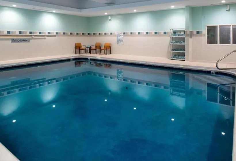 호텔 Courtyard High Point