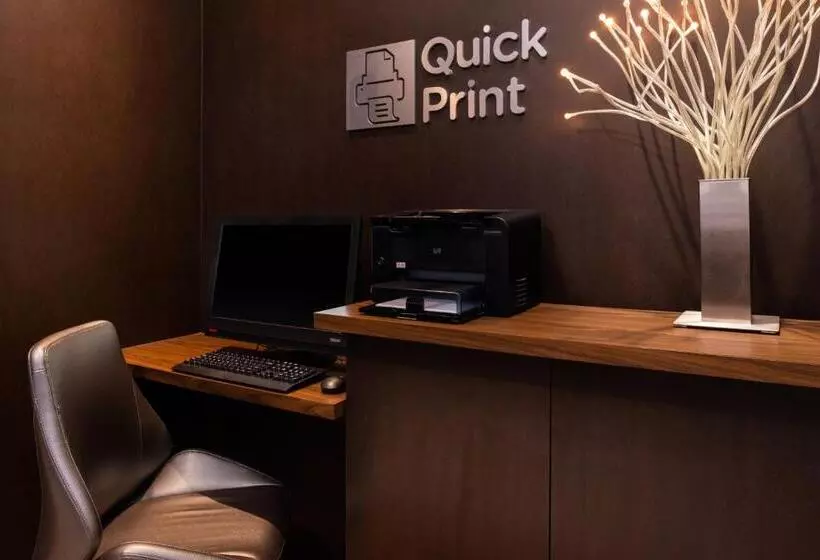 호텔 Courtyard High Point