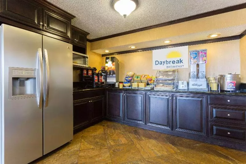 호텔 Days Inn & Suites By Wyndham Vicksburg