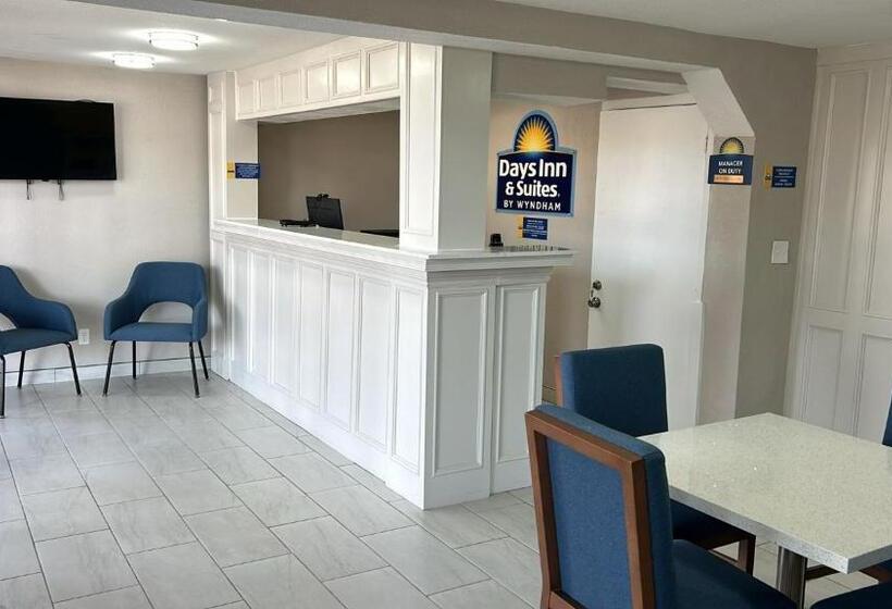 فندق Days Inn & Suites By Wyndham Vicksburg