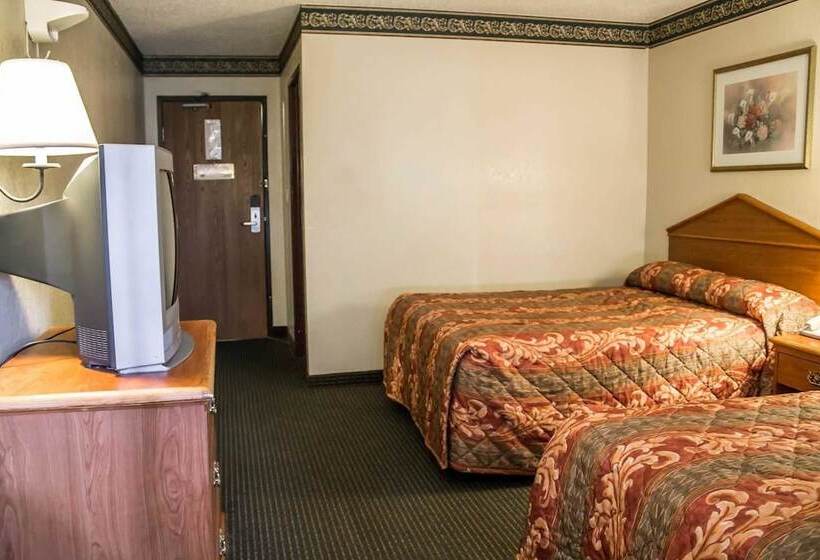 هتل Econo Lodge Akron Copley Northwest