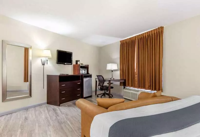 Отель Econo Lodge Of Conway