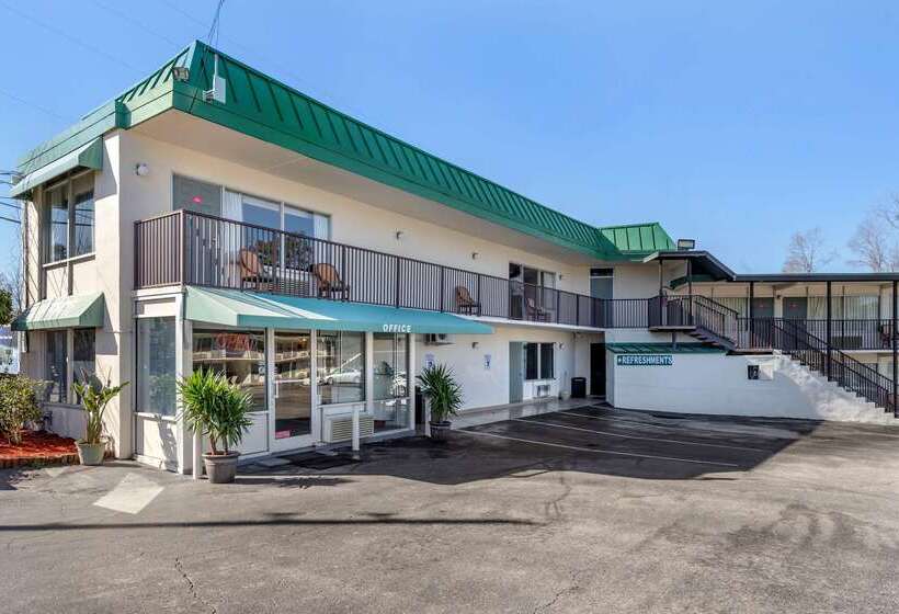 בית מלון כפרי Econo Lodge Of Conway