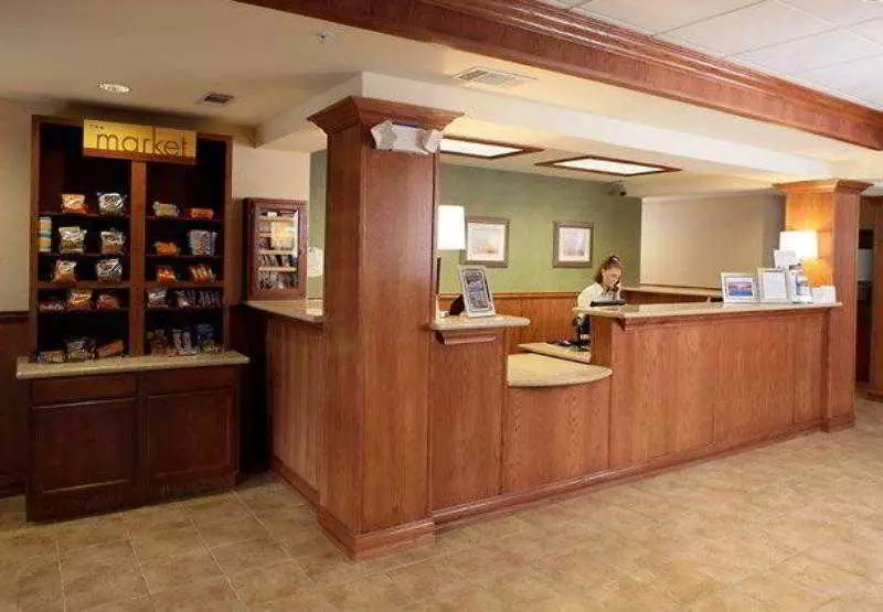 Отель Fairfield Inn & Suites By Marriott Lafayette South