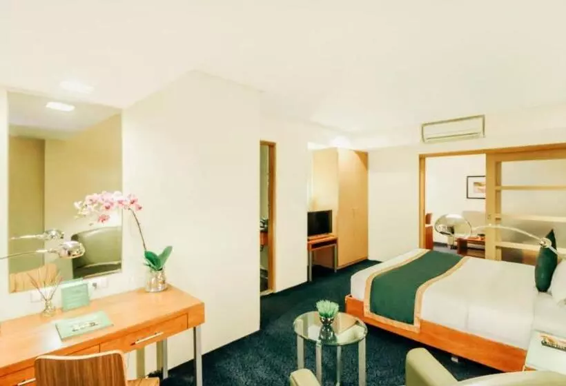 Greenhills Elan Hotel Modern