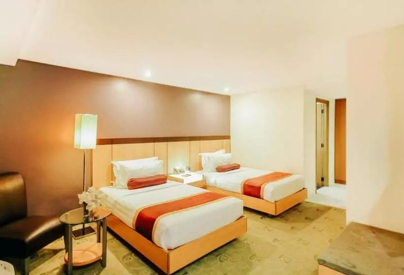 Greenhills Elan Hotel Modern