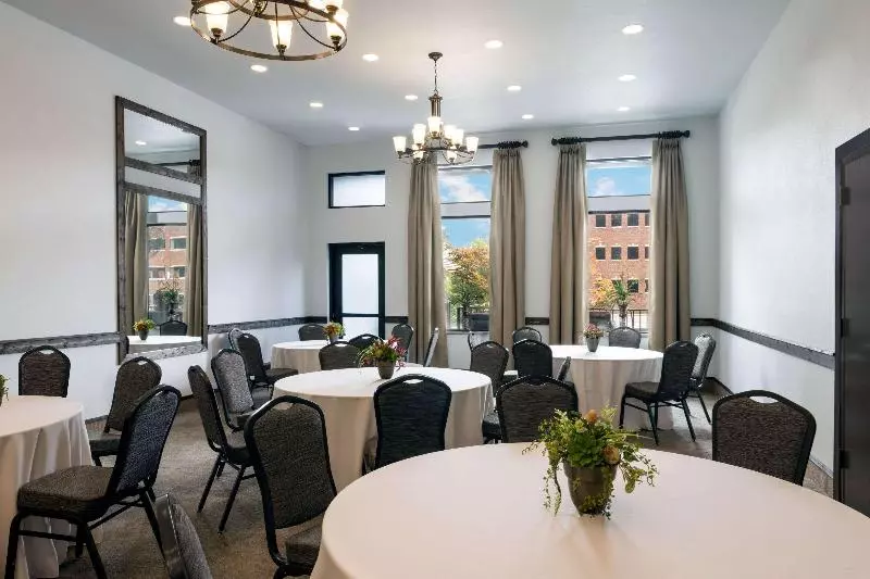 호텔 Hawthorn Extended Stay By Wyndham Rome