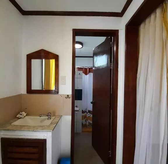 ホテル Hof Gorei Beach Resort Davao