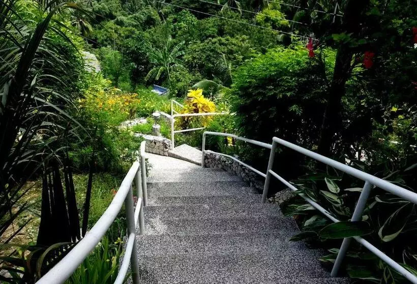 ホテル Hof Gorei Beach Resort Davao