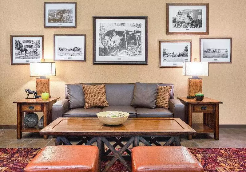 Holiday Inn Express Hotel & Suites Gillette, An Ihg