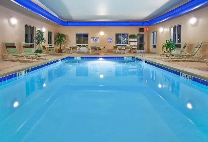 Holiday Inn Express Hotel & Suites Greenville I 85 & Woodruff Road, An Ihg