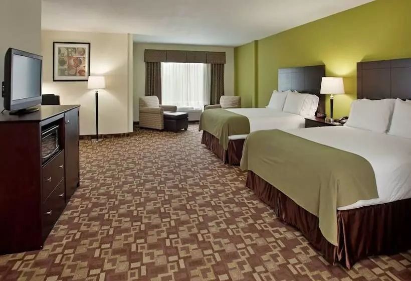 Holiday Inn Express Hotel & Suites Kansas City Sports Complex, An Ihg