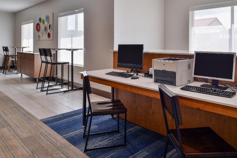 Holiday Inn Express Hotel & Suites Cincinnati   Mason, An Ihg