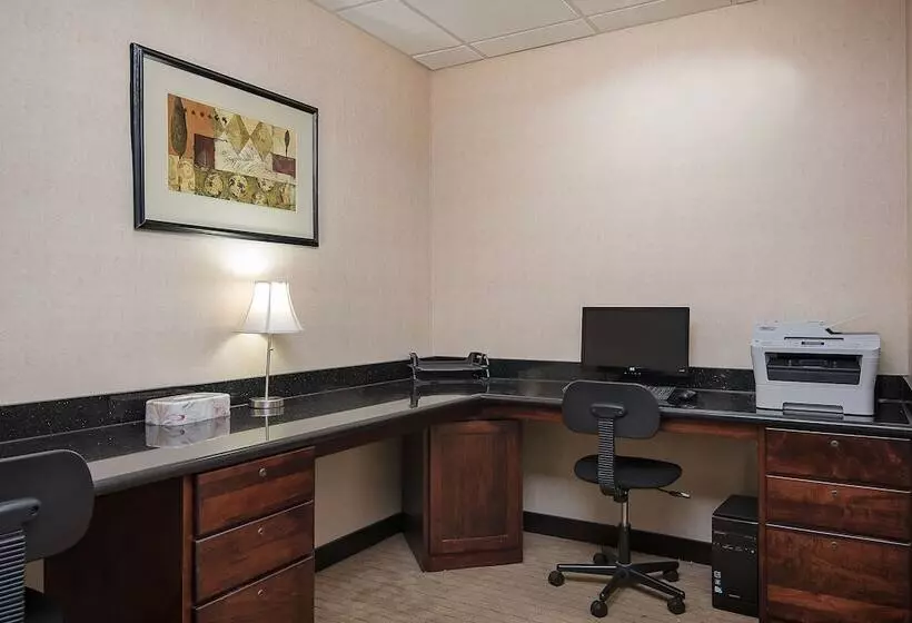 ホテル Holiday Inn Express And Suites Lafayette East, An Ihg