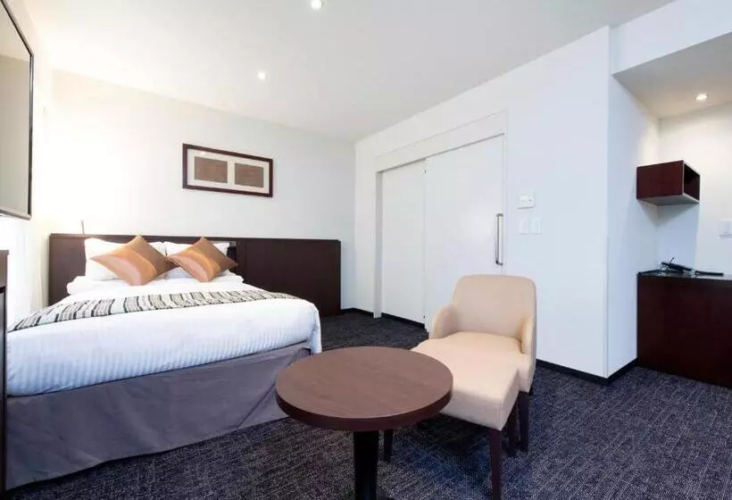 בית מלון כפרי Mystays Fukuoka Tenjin