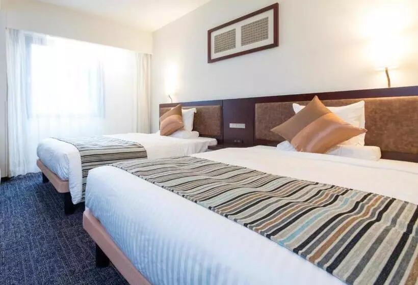 בית מלון כפרי Mystays Fukuoka Tenjin