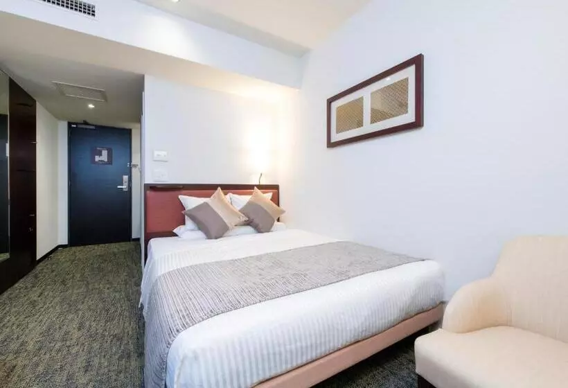 בית מלון כפרי Mystays Fukuoka Tenjin