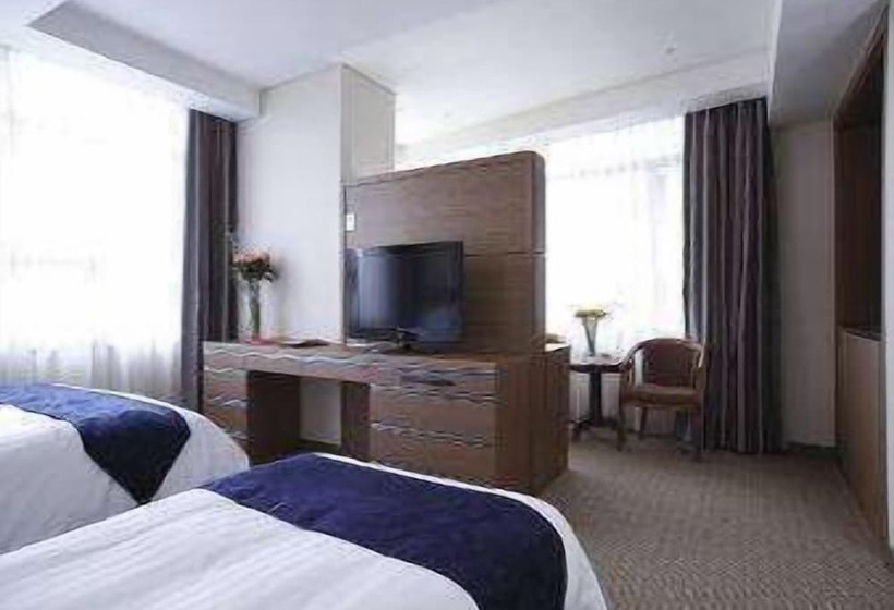 فندق Ramada By Wyndham Dongtan