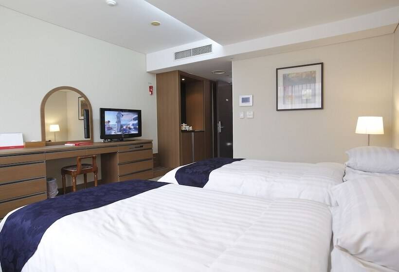 فندق Ramada By Wyndham Dongtan