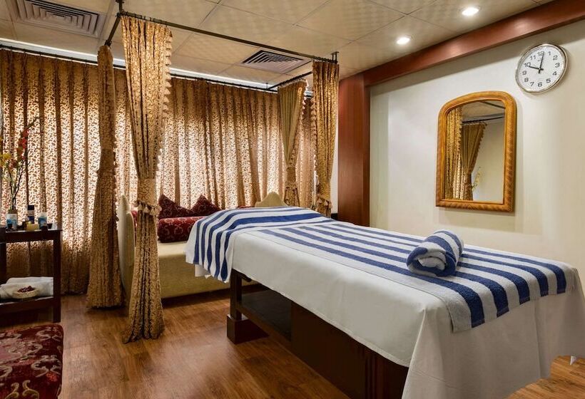 هتل Ramada Plaza By Wyndham Karachi Airport