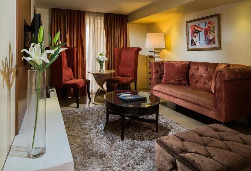 בית מלון כפרי Torre Venezia Suites