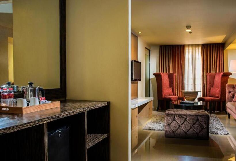 בית מלון כפרי Torre Venezia Suites